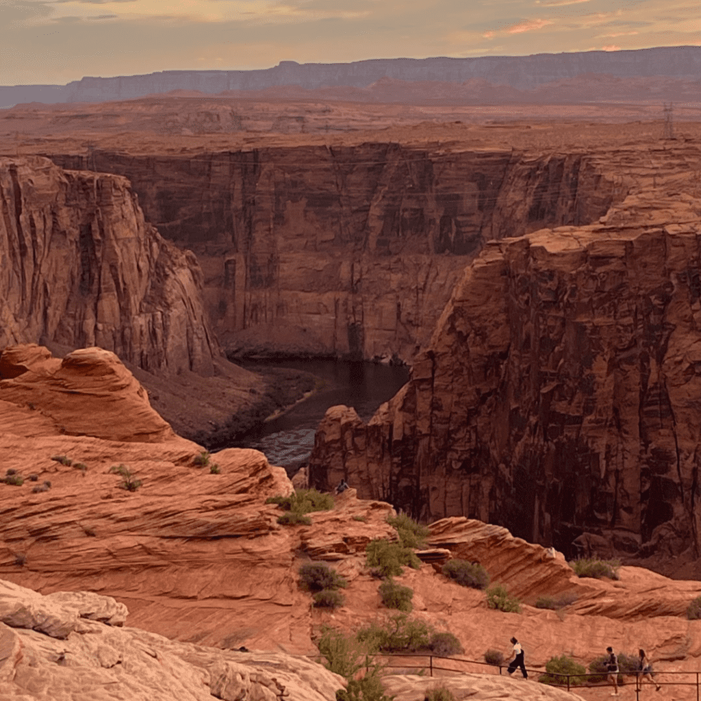 things to do in Page Arizona - Glen Canyon Dam Overlook