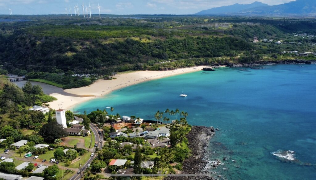 best beaches on Oahu - Waimea Bay