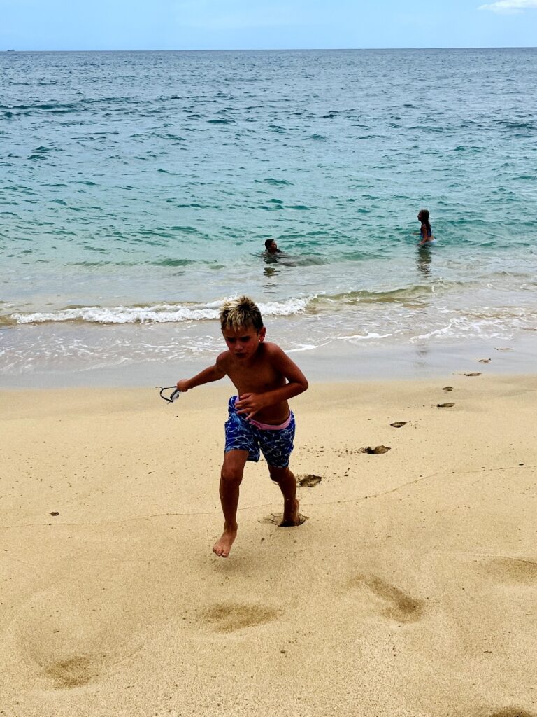 best beaches on Oahu for kids
