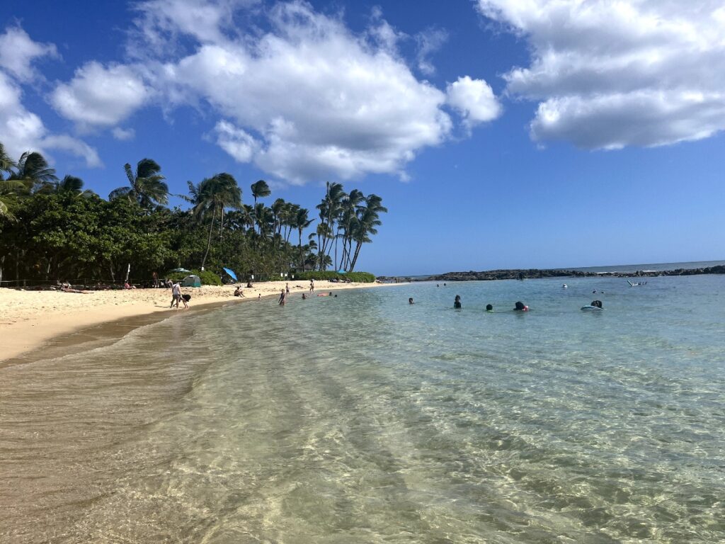 best beaches on Oahu for kids - Paradise Cove